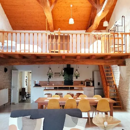 Casa de Férias 100m2- Piscine Partagee *