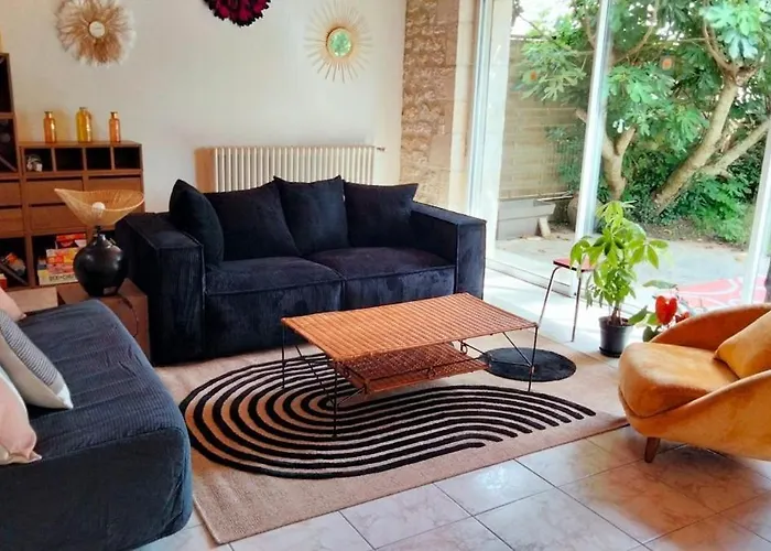 100m2- Piscine Partagee Nyaraló *